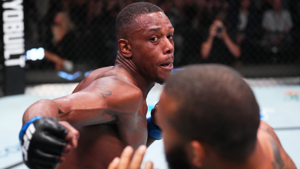 Jamahal Hill got the job done knocking out Thiago Santos in the fourth round at UFC Vegas 59