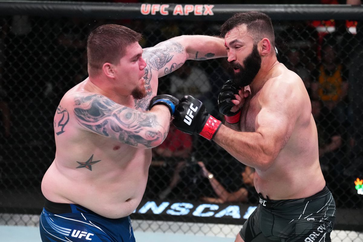 Battle of the Big Boys when Jake Collier fights Chris Barnett